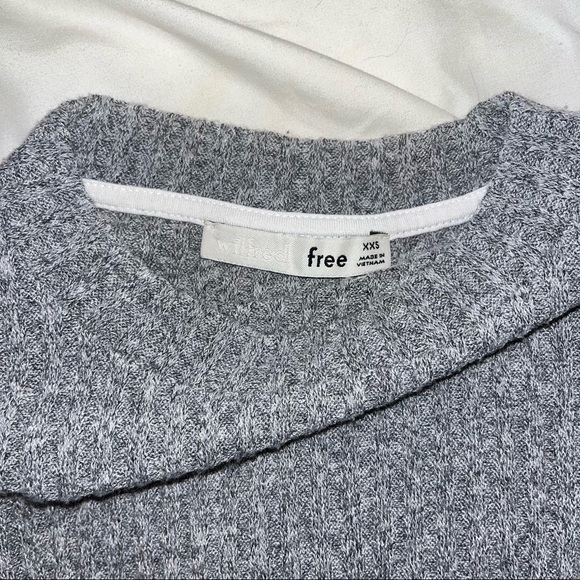 Aritzia RUDKO long sleeve top - Picture 4 of 5